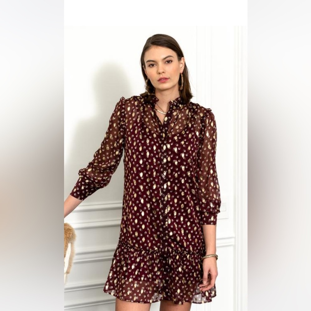 The Mini Dress with Ruffled Hem
Oxblood/Gold Metallic / L